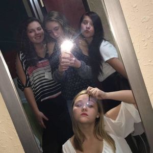 Meet your Posher, Emma